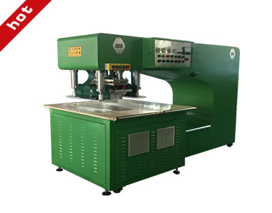 久羅膜材焊接機(jī)C型 久羅膜材焊接機(jī)C型